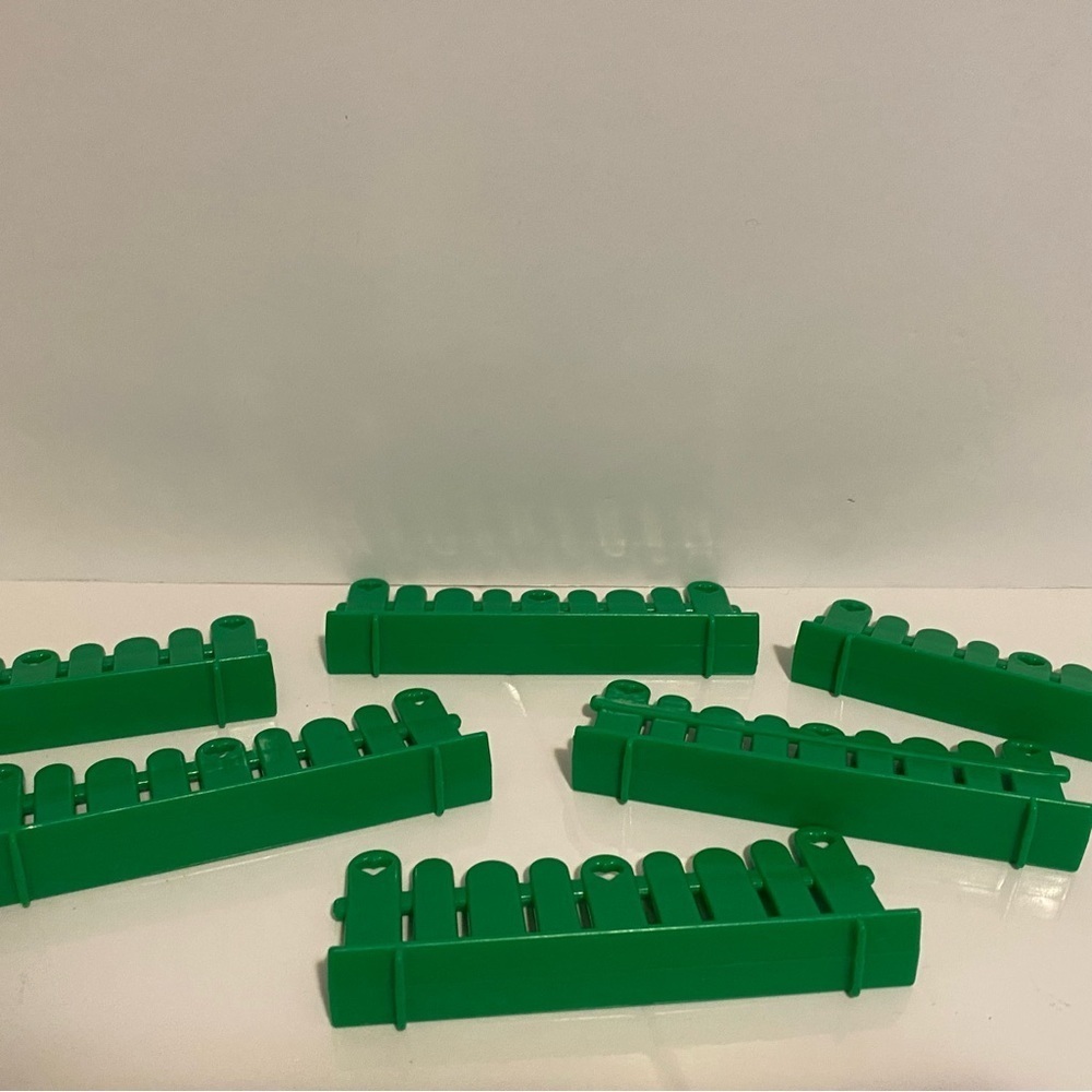 My Little Pony G1 Show Stable Green Fence Replacement Parts Lot Feeding Vintage - Picture 5 of 6